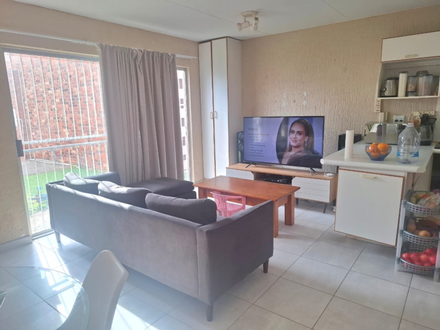 1 Bedroom Property for Sale in Pellissier Free State